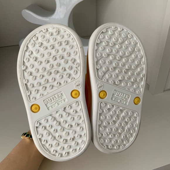 BUTLER Rockhopper Overshoe Kids Rubber Waterproof All Weather Yellow Size 5 6 7 - Picture 2 of 15